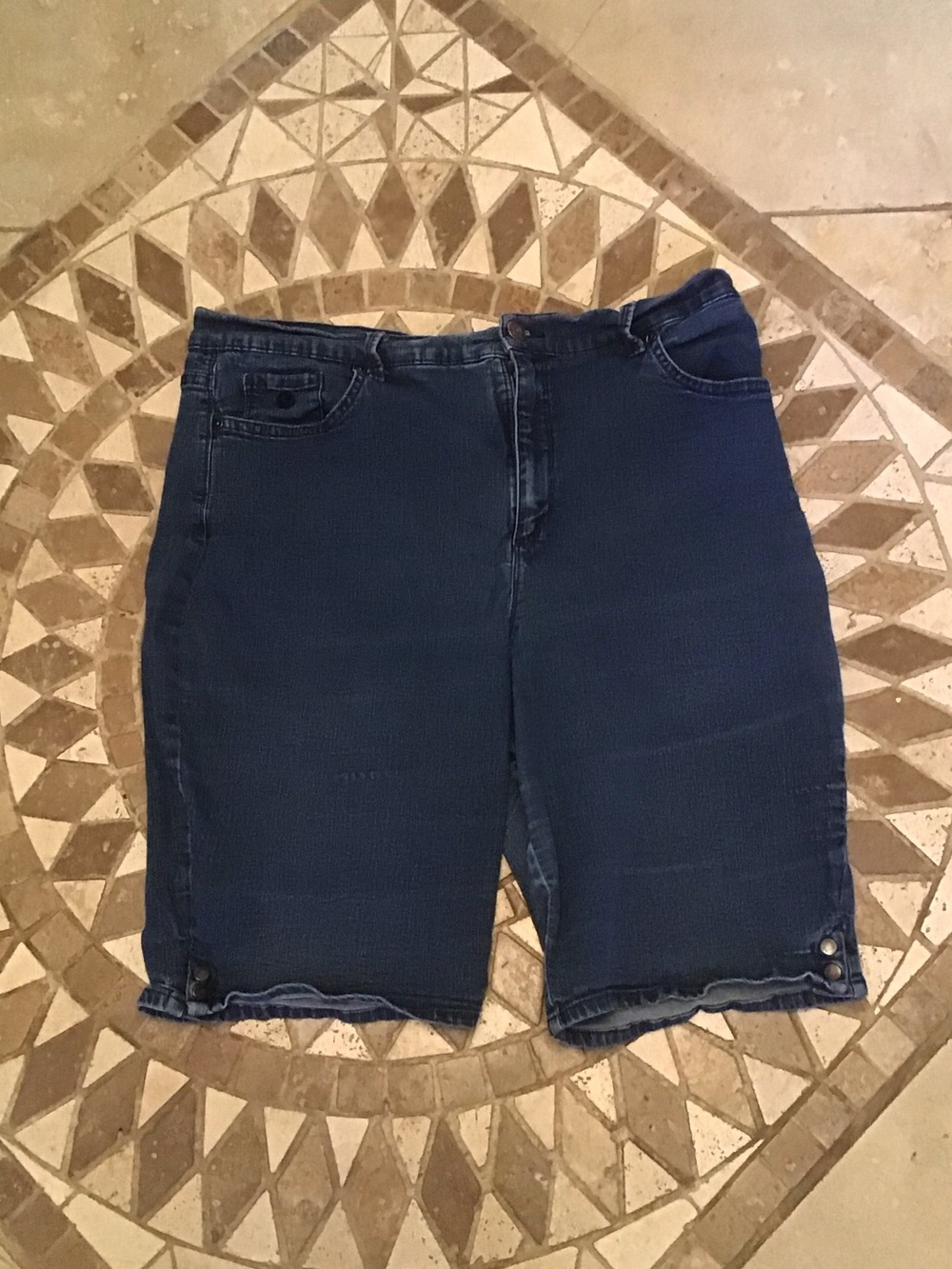 Gloria Vanderbilt Dark Blue Denim Bermuda Shorts